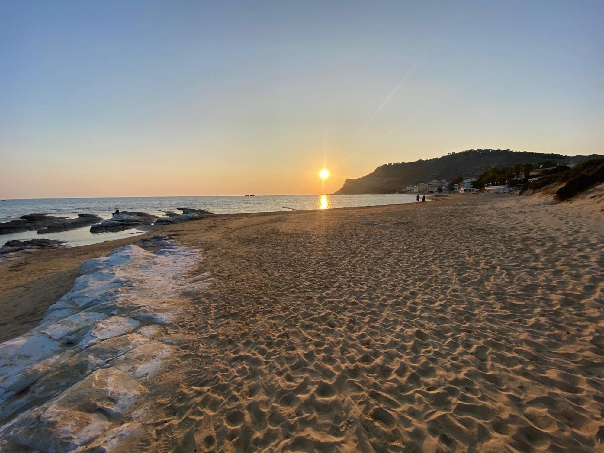 Casa Vacanza Scala Dei Turchi Realmonte Buitenkant foto